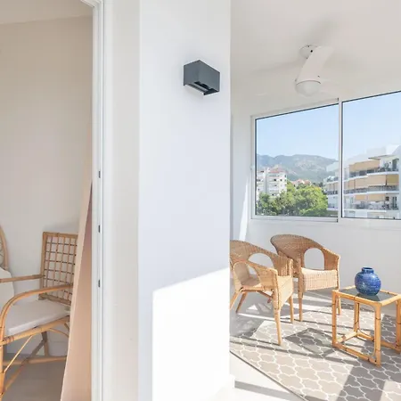 In Front Of Sea & Center Appartement