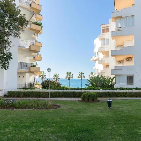 Apartment In Front Of Sea & Center Marbella