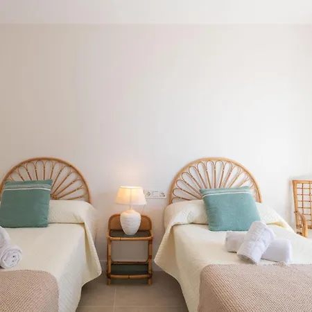 In Front Of Sea & Center * Marbella