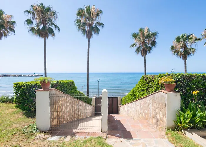 In Front Of Sea & Center Apartamento Marbella