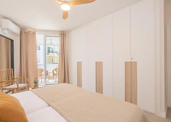 Apartament In Front Of Sea & Center Marbella